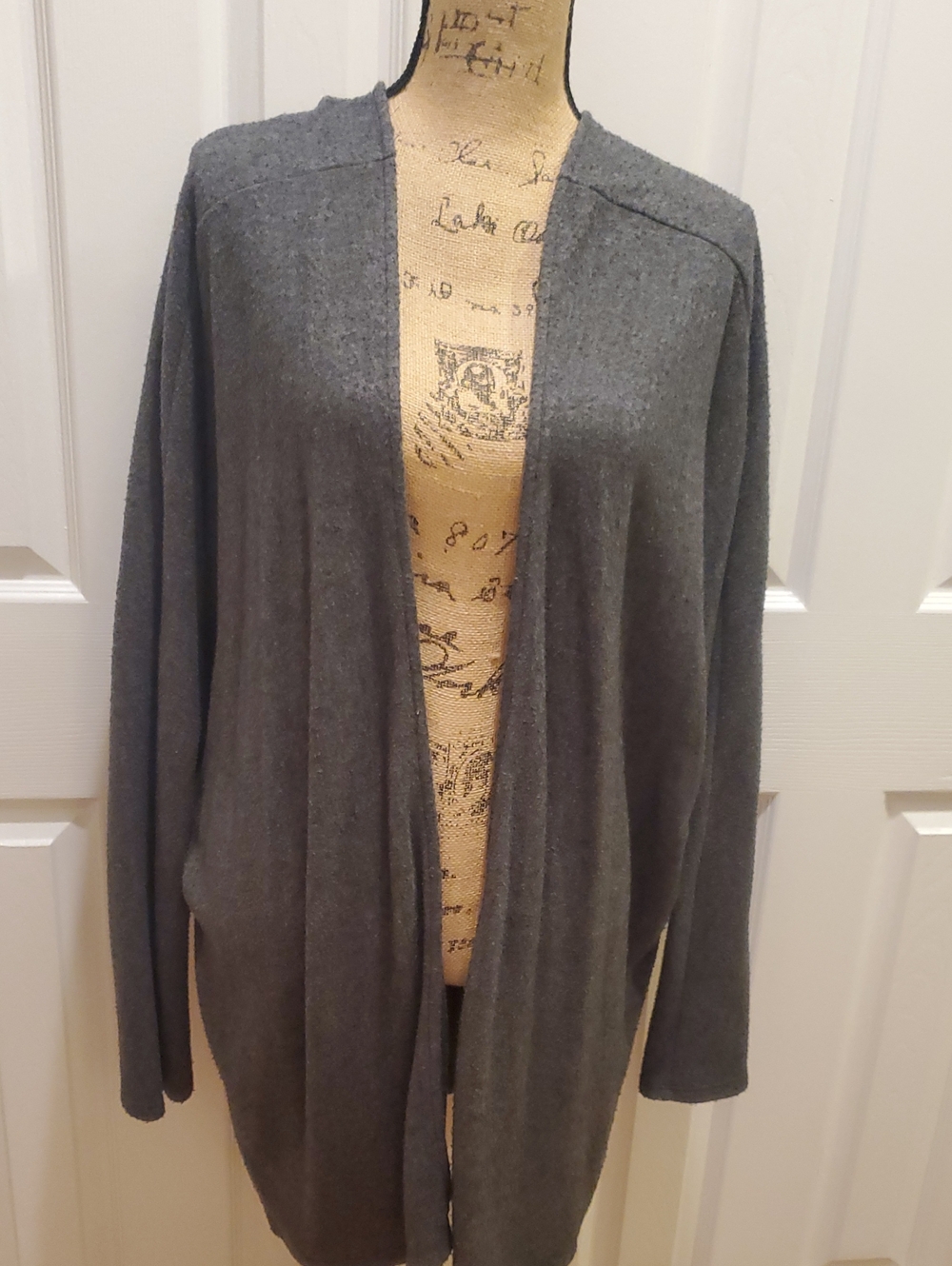 Source Unknown Dark Gray Open-Front Women's Cardigan